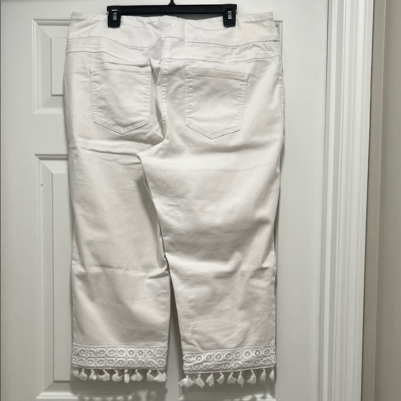 Ruby Rd. Tassel Hem Capri Pants - Picture 3 of 5